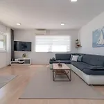 Beachfront With Parking *
